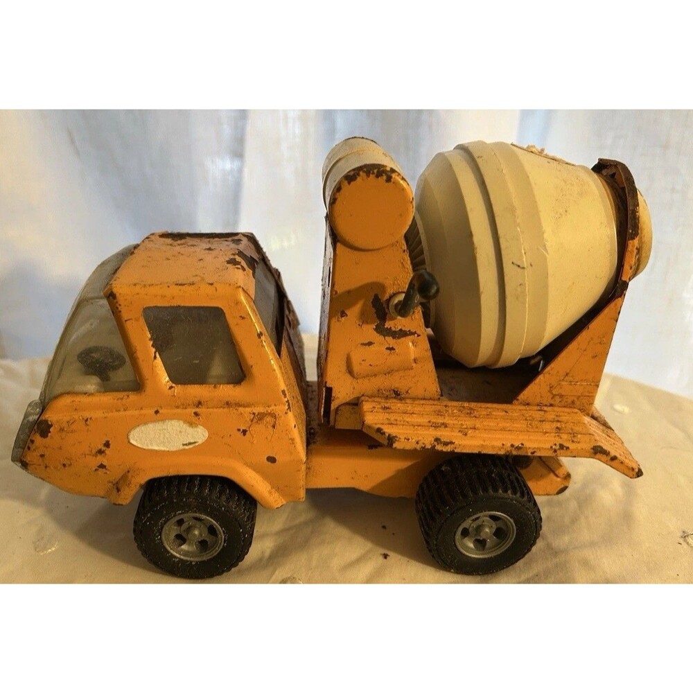 Rare Vintage 1970's Tonka Cement Mixer Truck, Orange, Pressed Steel. Mixer Turns